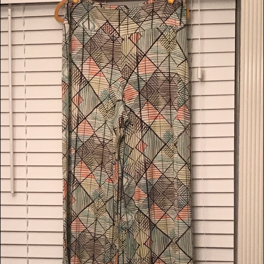 Wide leg pants